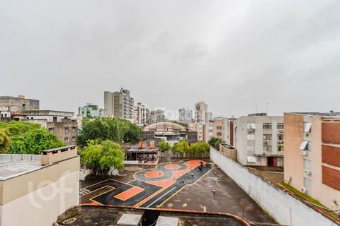 Image 19 - 451115