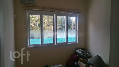 Image 8 - 452329