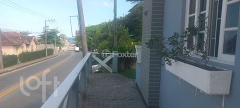 Image 1 - 452529