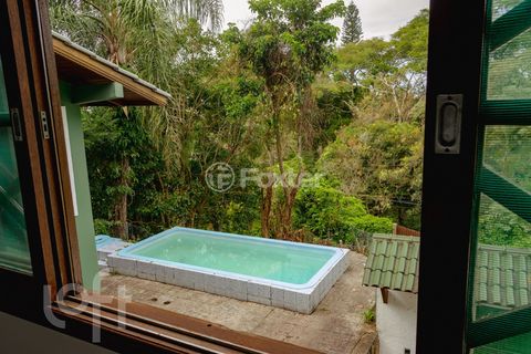 Image 19 - 452786