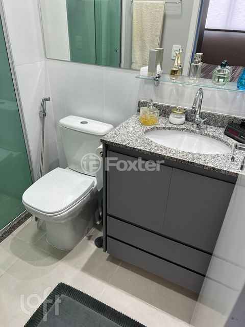 Image 9 - 468427