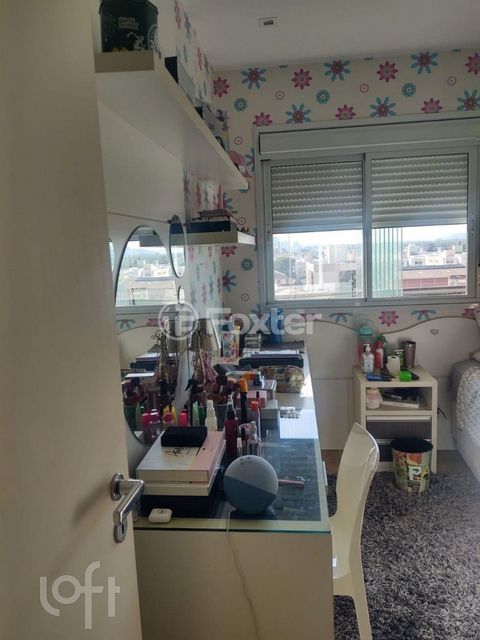 Image 14 - 474682