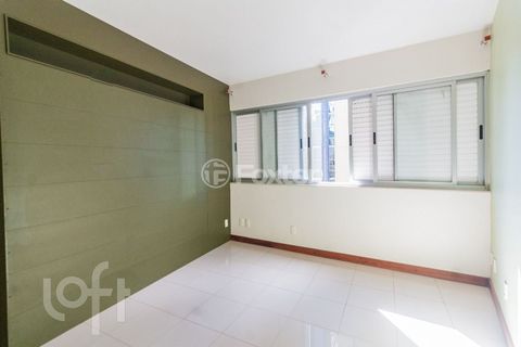 Image 7 - 505577