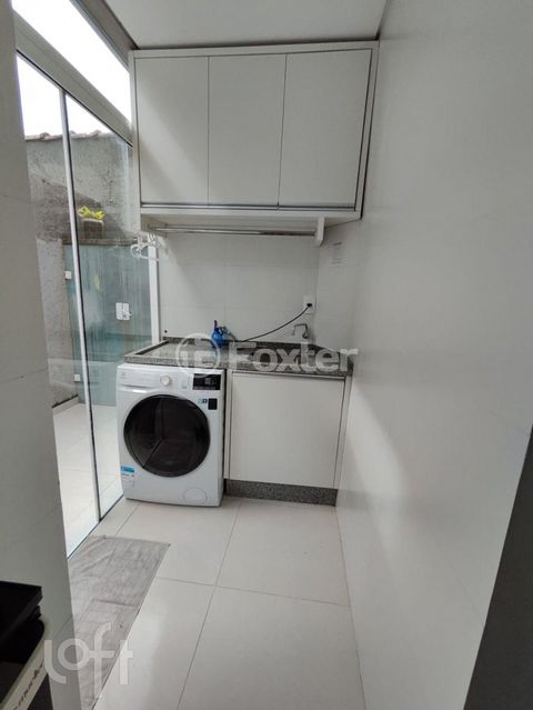 Image 8 - 505961
