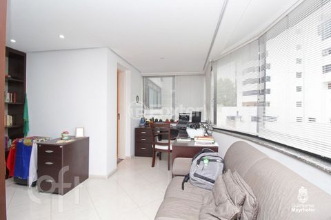 Image 6 - 518602
