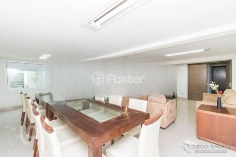 Image 17 - 521073