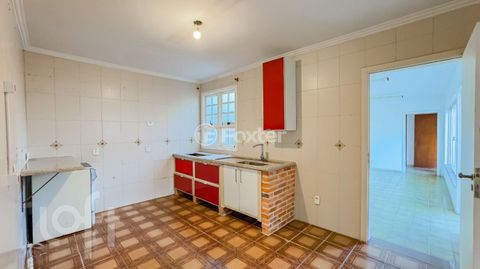 Image 11 - 524470