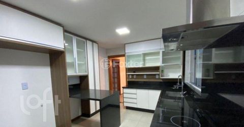 Image 17 - 546905