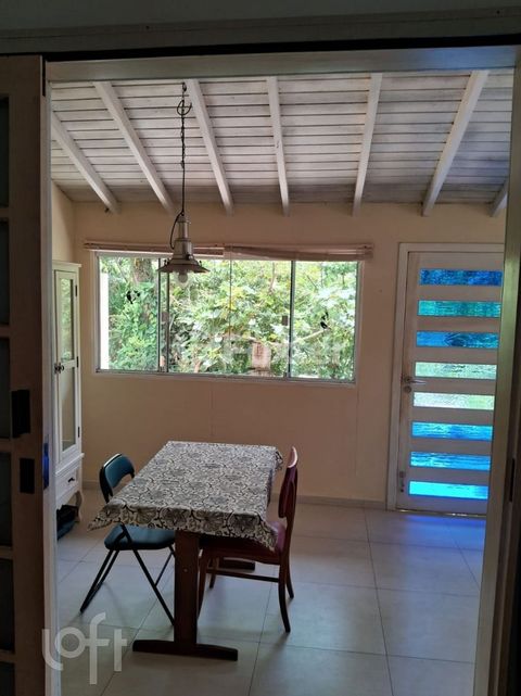Image 16 - 553301