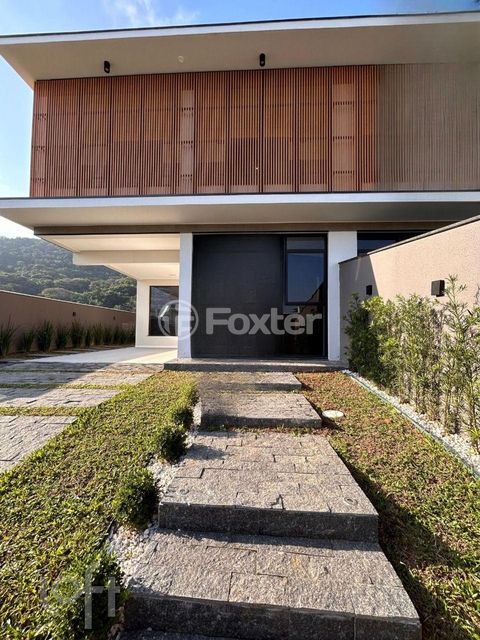 Image 1 - 554008