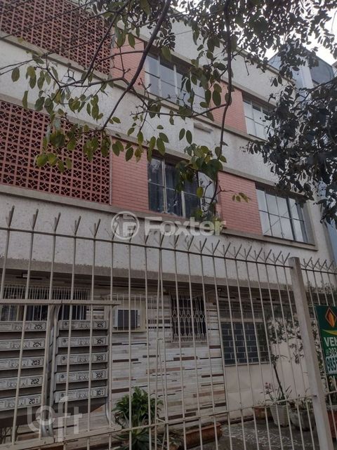 Image 17 - 554236