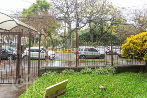 Image 17 - 555868