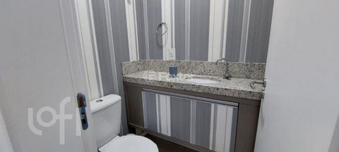 Image 5 - 556887