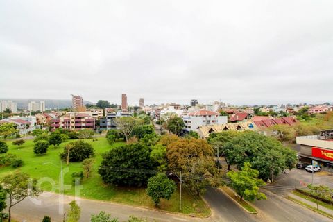 Image 14 - 557577