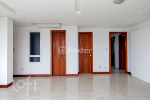 Image 8 - 557577