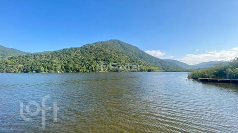 Image 1 - 561605