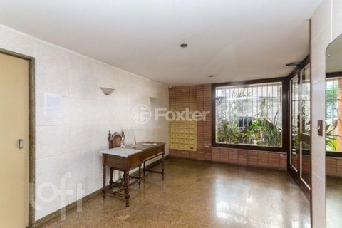 Image 17 - 561644