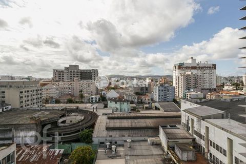 Image 13 - 562735