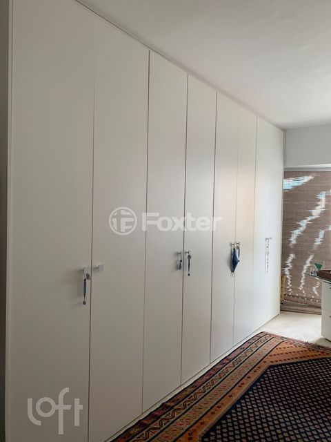 Image 3 - 563695