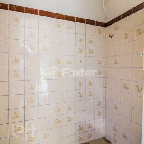 Image 8 - 565850