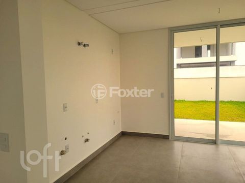 Image 3 - 568261