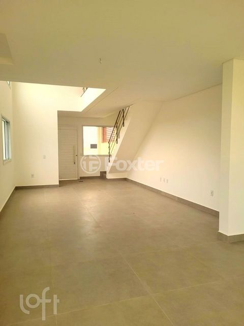 Image 8 - 568261