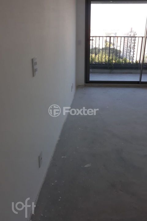 Image 0 - 568370