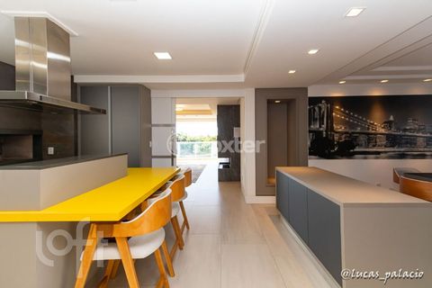 Image 8 - 568579