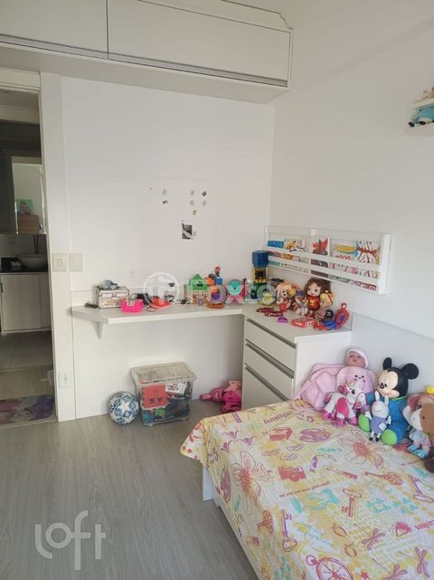 Image 8 - 573336