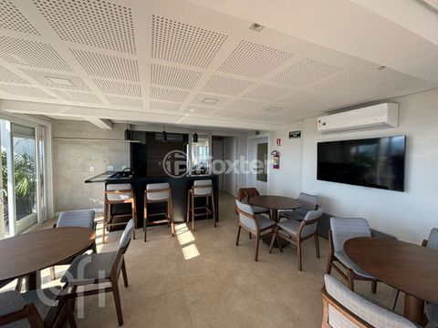 Image 11 - 576065