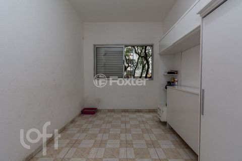 Image 17 - 586744