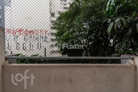 Image 11 - 586744
