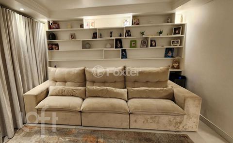 Image 8 - 587208