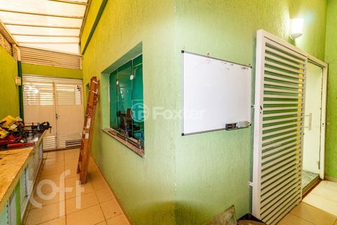 Image 8 - 592111