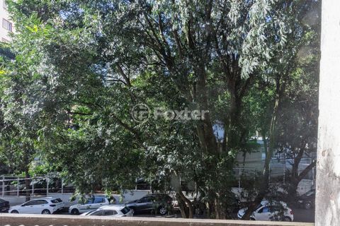 Image 2 - 592747