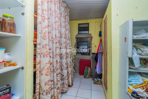 Image 17 - 593438