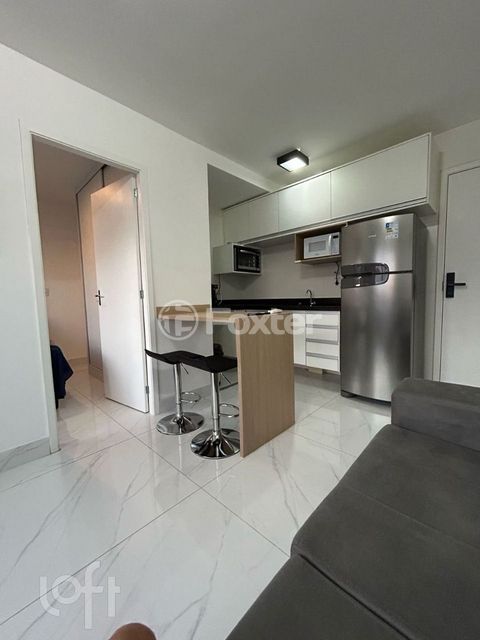Image 7 - 596542