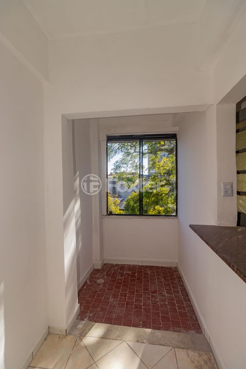 Image 7 - 605194