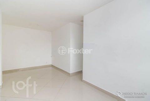 Image 1 - 607758