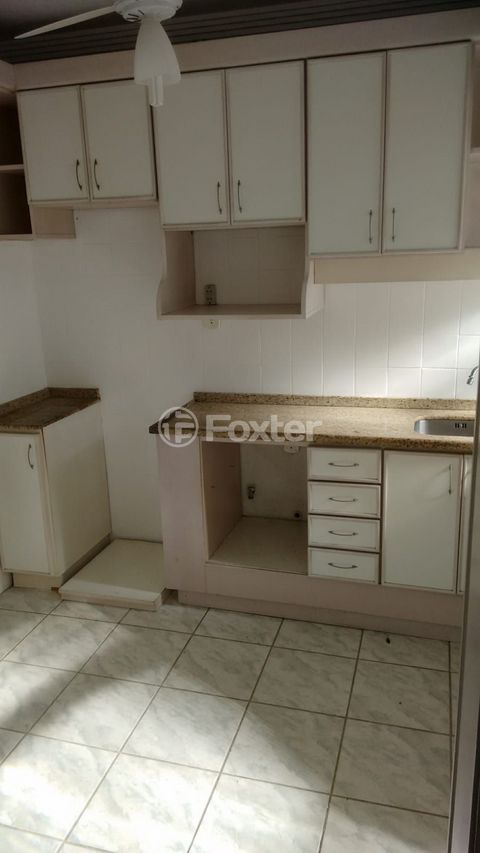 Image 9 - 607832