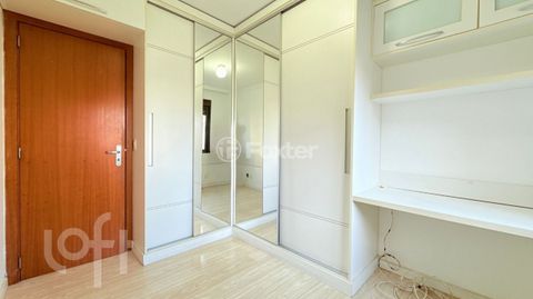 Image 9 - 608851