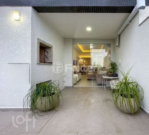 Image 17 - 615338