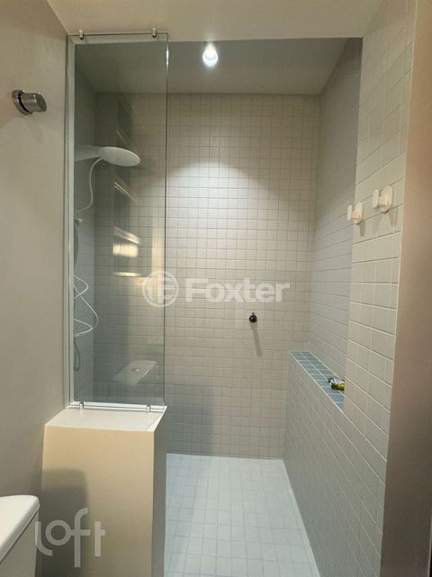 Image 7 - 617274