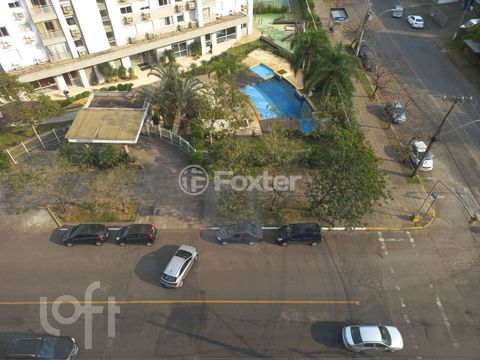Image 16 - 618524