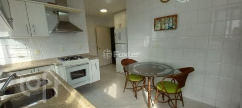 Image 11 - 618664