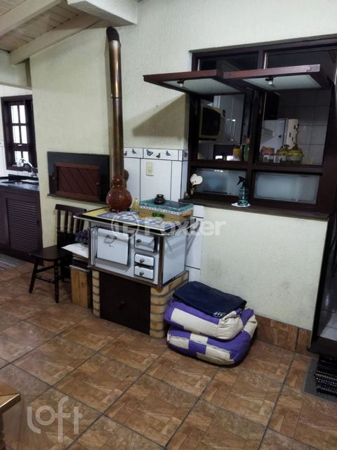 Image 4 - 627305