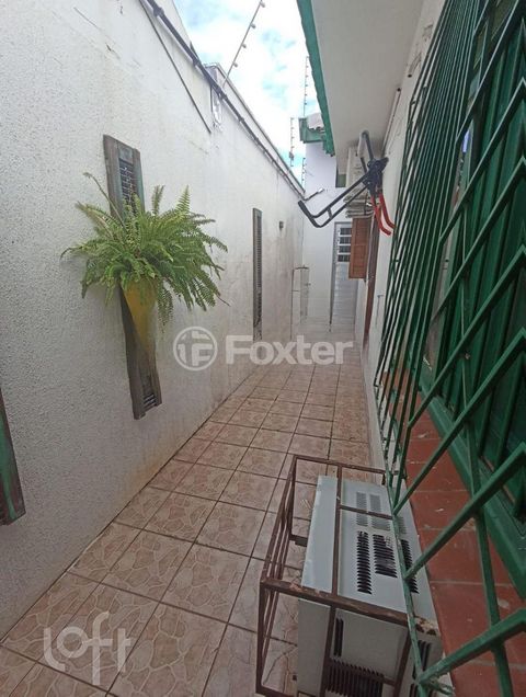 Image 7 - 629947