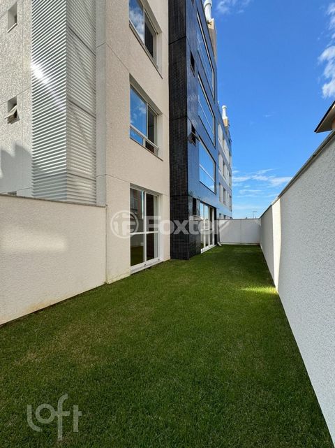Image 11 - 635815