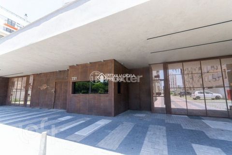 Image 7 - 643186