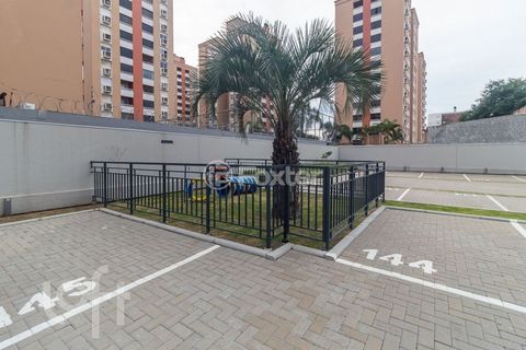 Image 7 - 643209
